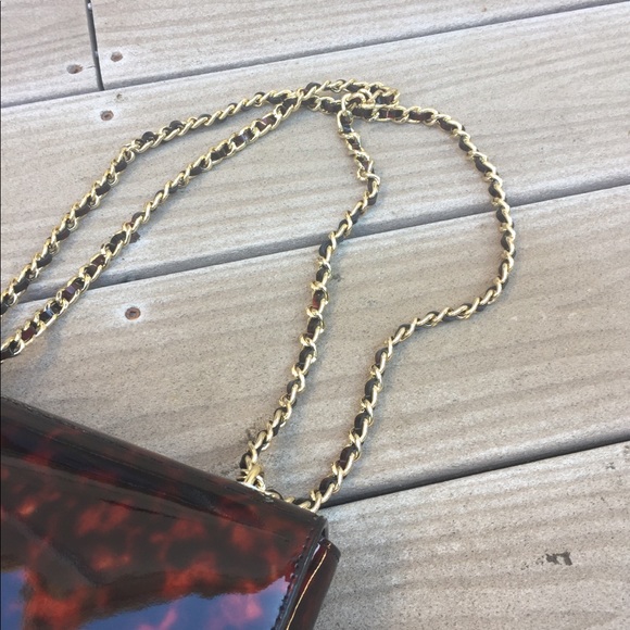 Authentic Tory Burch Robinson tortoise shoulder - Picture 3 of 8